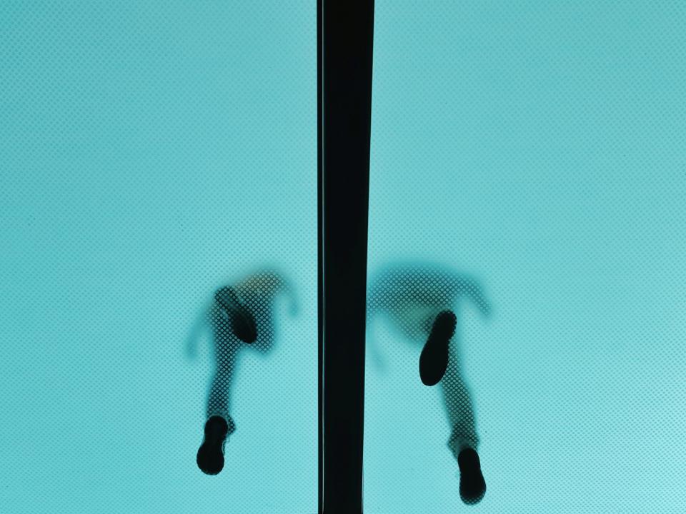 glass footprint trace