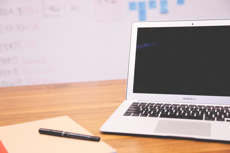 macbook air laptop computer technology notepad notebook pen objects office desk business working whiteboard