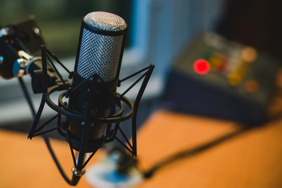 microphone audio recording podcast music radio