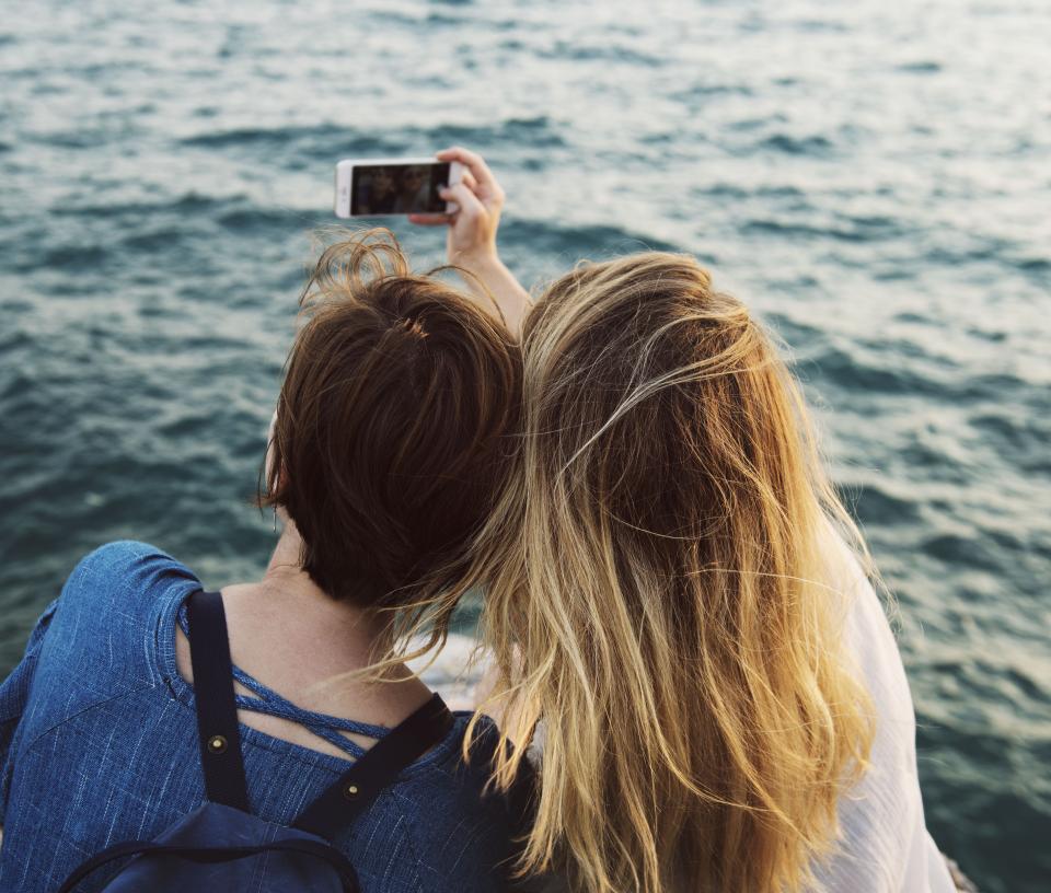 people, girl, women, friends, mobile, phone, selfie, camera, nature, travel, outdoor, photography, hairstyle, seashore, ocean, sea, water