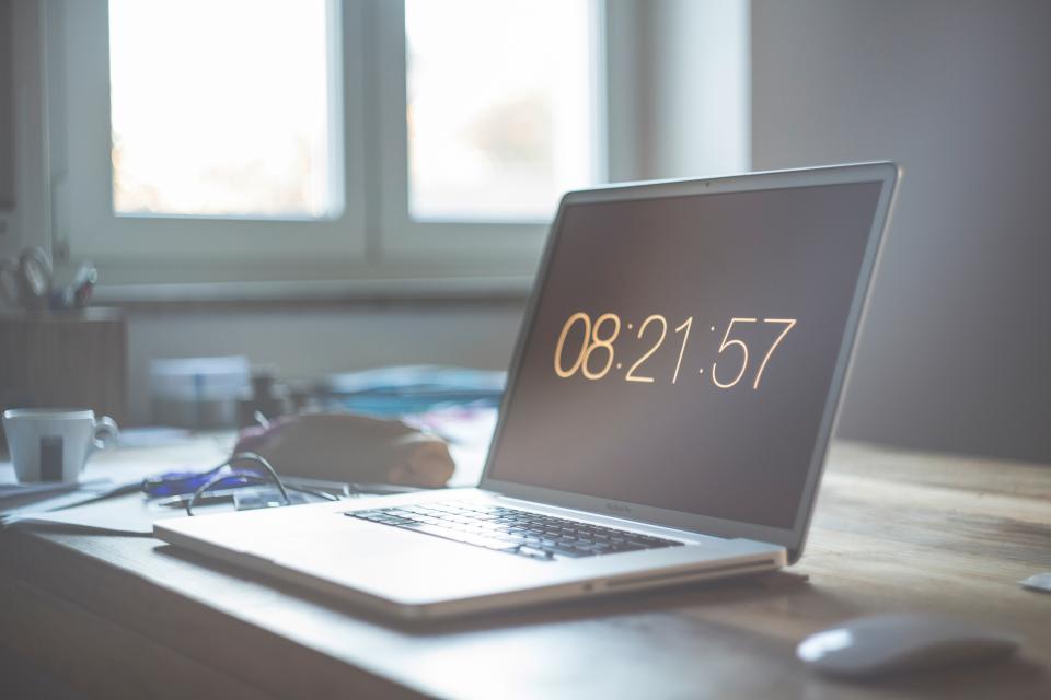 laptop, computer, modern, electronic, technology, gadget, time, hour, minute, seconds, window, glass, reflection, sunlight, wooden, table, mouse, cup, coffee, room, business, office