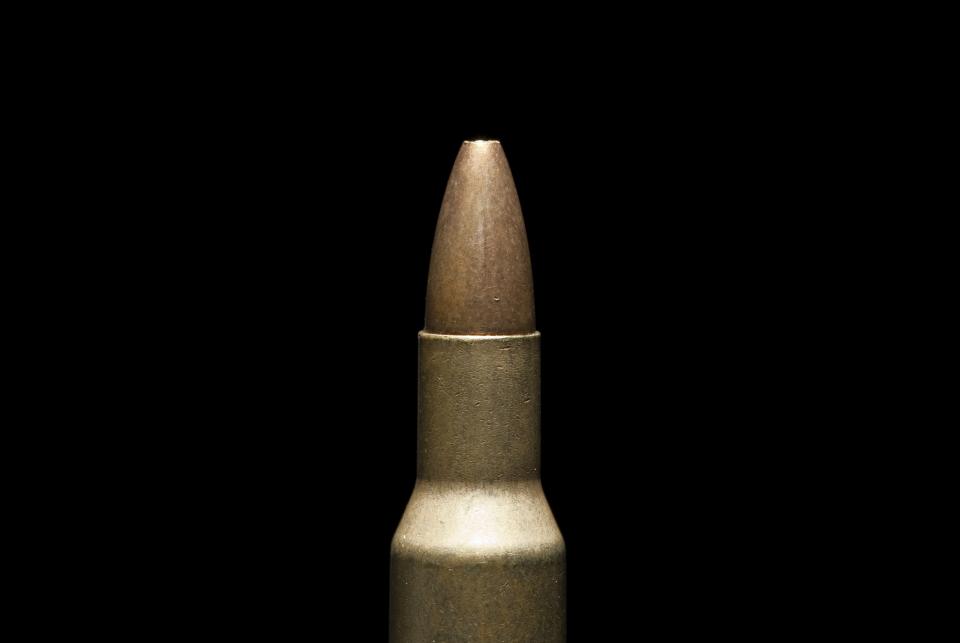 bullet highlight photoshoot metal black dark