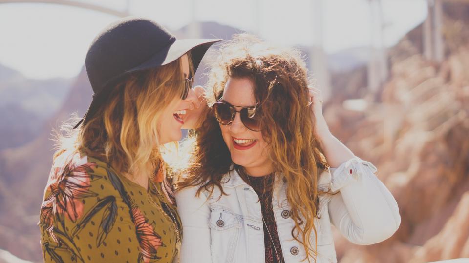 people, girls, women, friends, smile, laugh, happy, sunglasses, travel, hat, blur