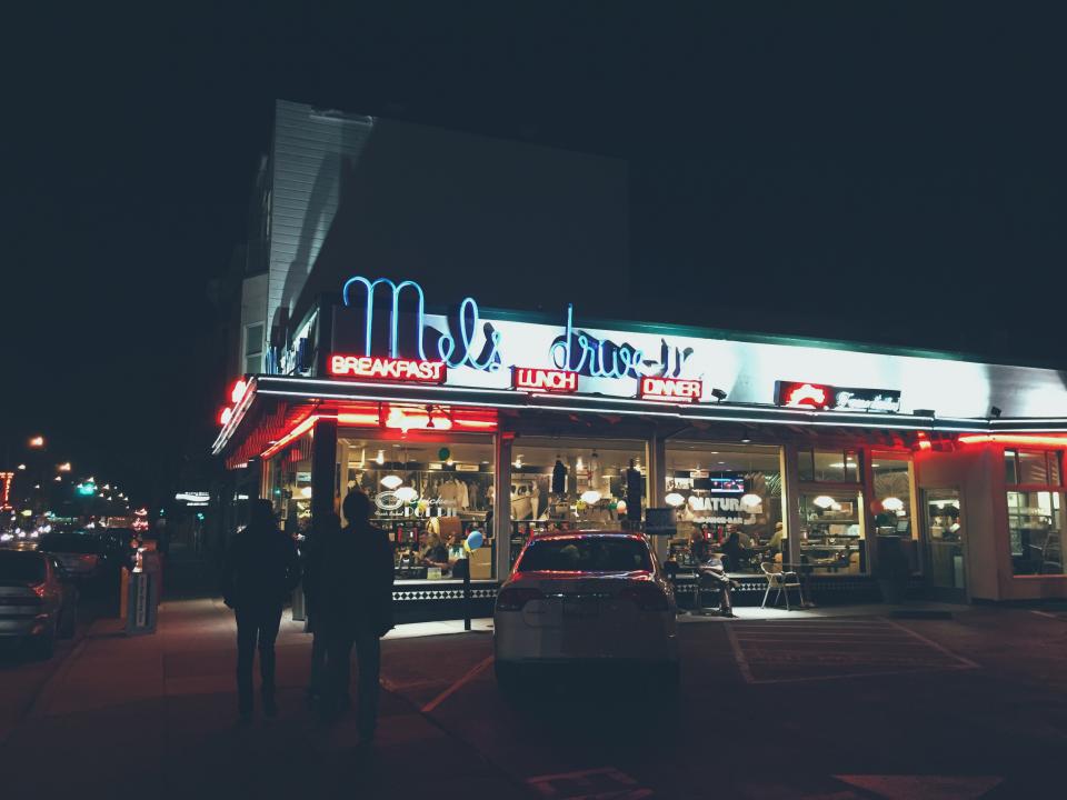 restaurant, diner, drive-in, neon, sign, night, dark, breakfast, lunch, dinner, parking lot