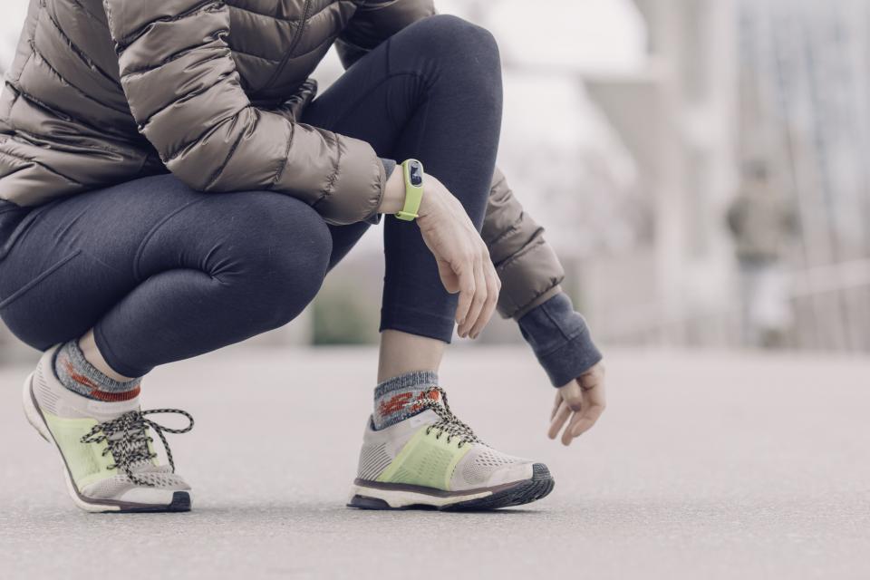 cold, weather, winter, jacket, exercise, tracker, fitness, accessories, health, lifestyle, wristband, fashion, sneakers, lace, shoe, footwear, outdoors, road, street, people, girl, female, millennials, athlete